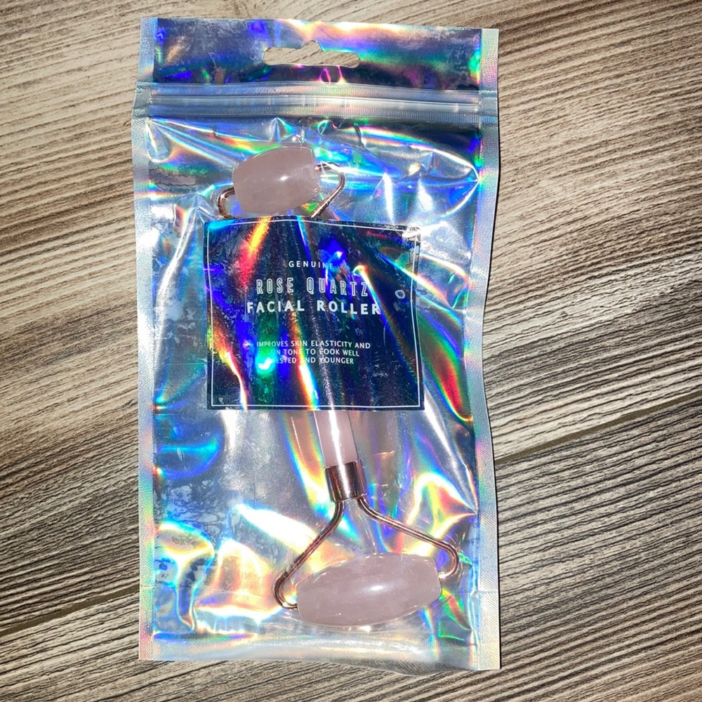 Gina Concepts Rose Quartz Facial Roller Brand New in Bag